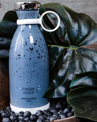 Best-Selling Portable Juicer | Fresh Juice Anytime, Anywhere!